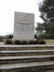 2018 11 01 TOULON HOMMAGE AUX VICTIMES CIVILES ET MILITAIRES DES 2 GUERRES (114)